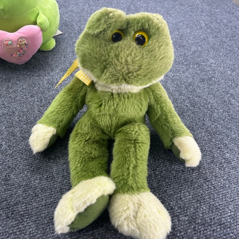 Frog Lovers Plush Lot of 4 Stuffed Animals Green, Webkinz, Ganz, Frankford